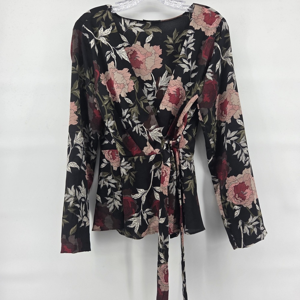 VICI Blouse Top Medium‎ Black Dark Floral Wrap Fairygoth Dark Coquette Feminine
